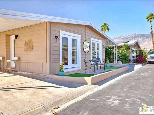 279 Saguaro Drive, Palm Springs, CA 92264