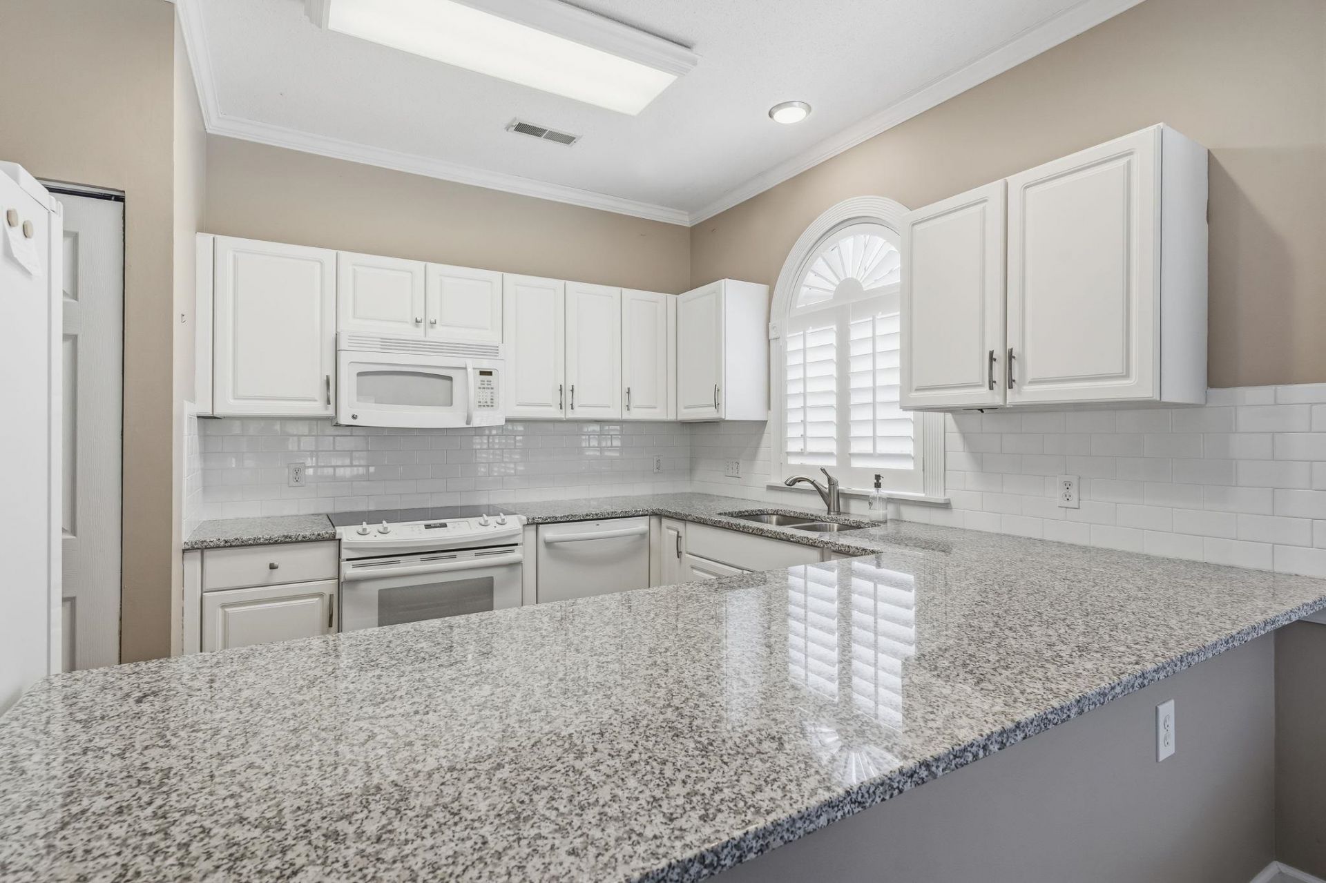 4761 Wild Iris Dr. Photo 7