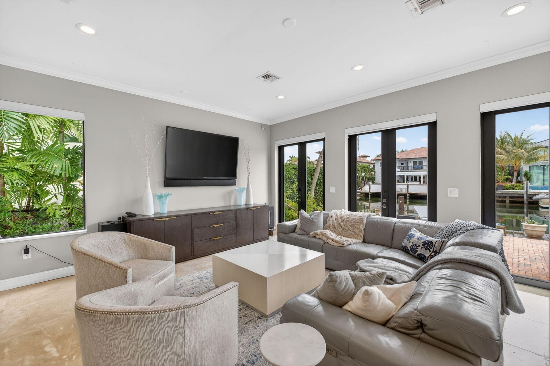 2406 Barcelona Drive, Fort Lauderdale, FL 33301 Photo