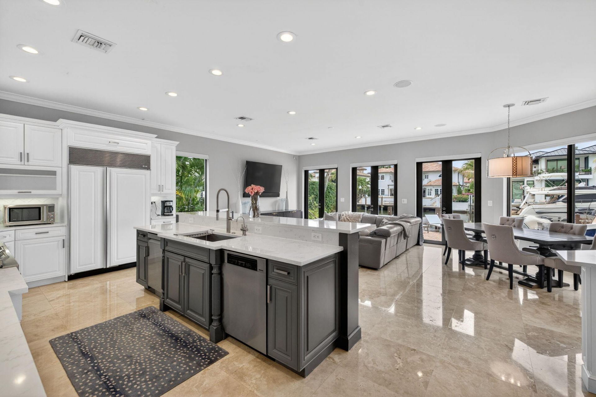 2406 Barcelona Drive, Fort Lauderdale, FL 33301 Photo