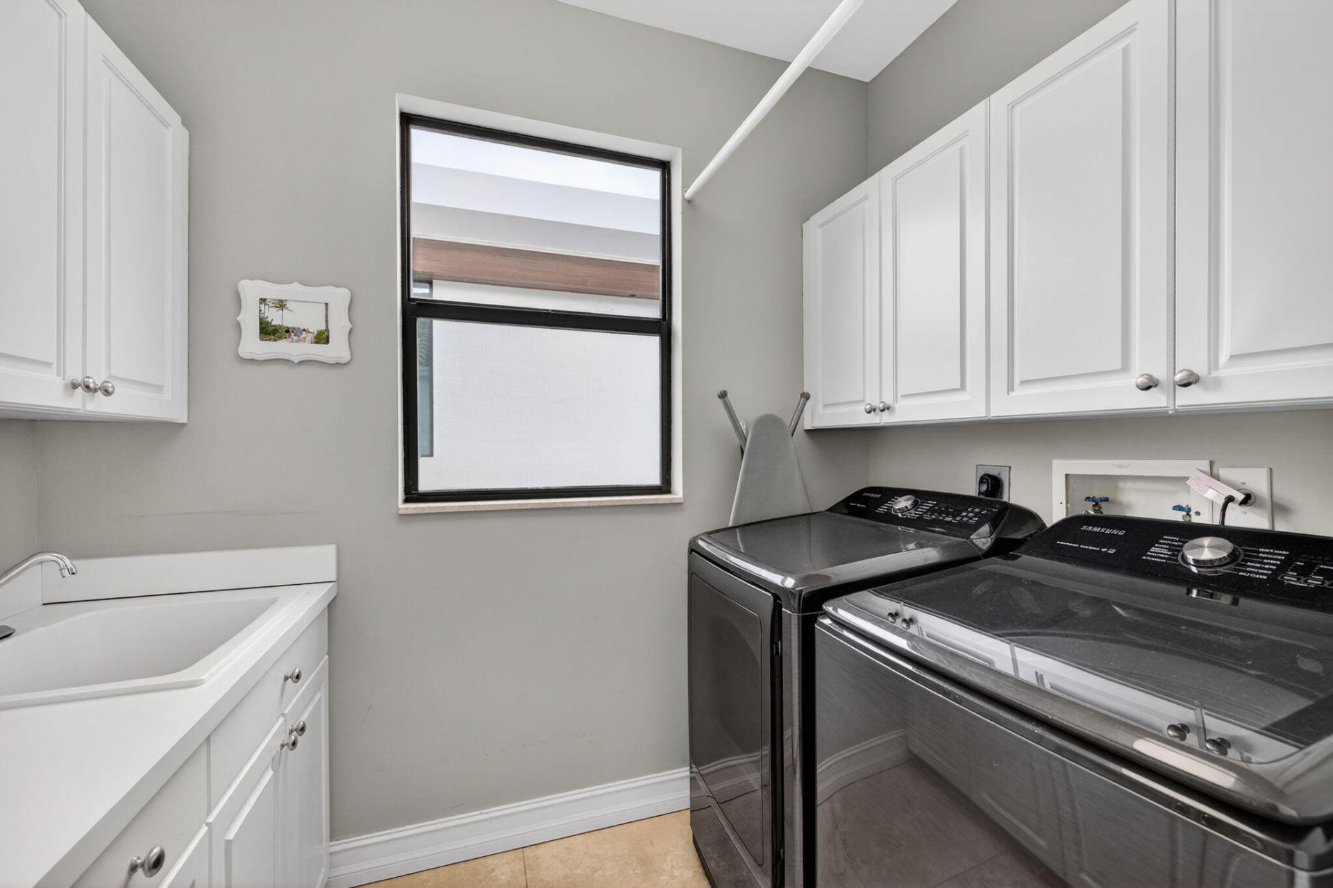 2406 Barcelona Drive, Fort Lauderdale, FL 33301 Photo