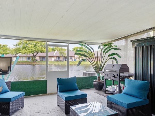10875 NW 29th Manor, Unit 8, Sunrise, FL 33322