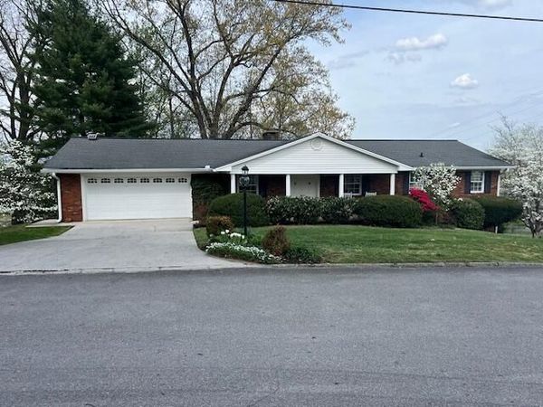 2387 Warren Drive, Morristown, TN 37814