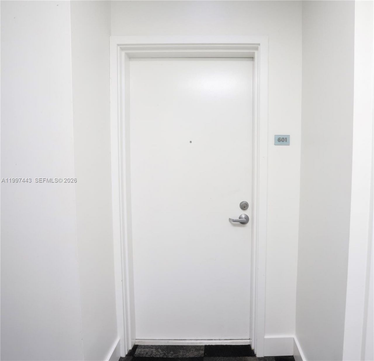 350 NE 24th St, Unit 601, Miami, FL 33137 Photo