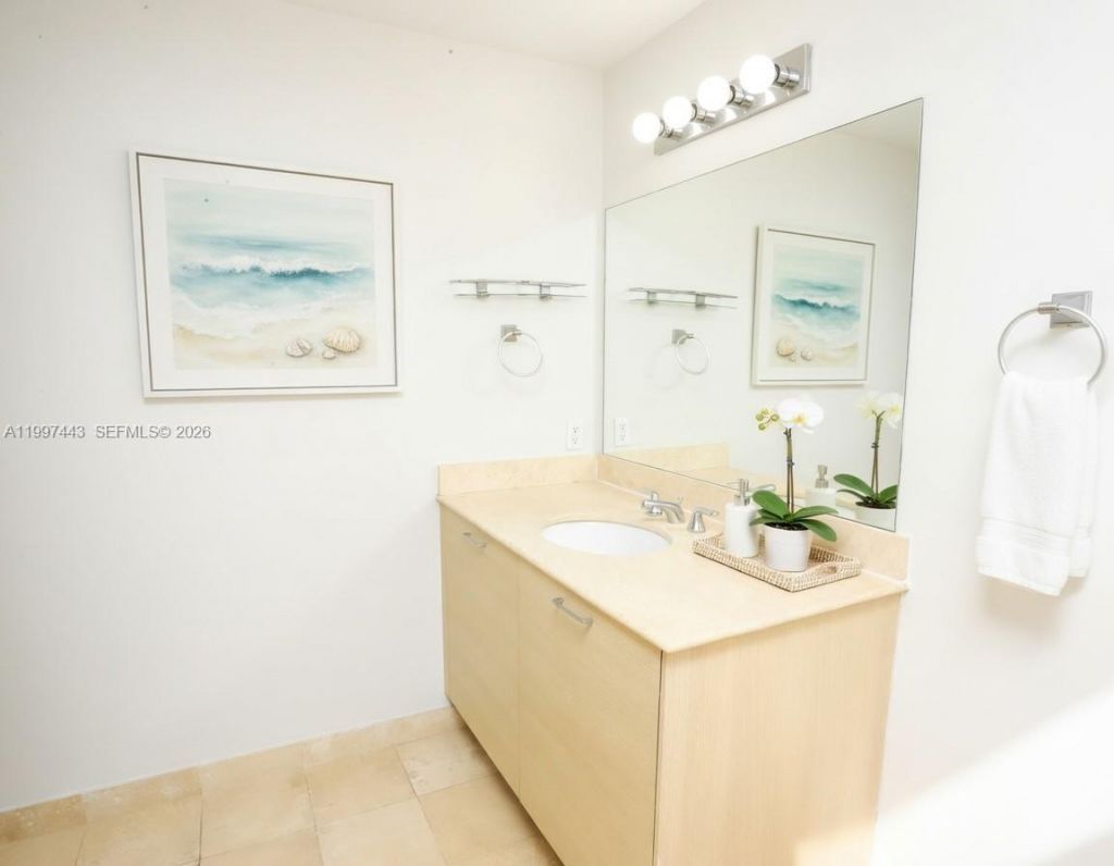 350 NE 24th St, Unit 601, Miami, FL 33137 Photo