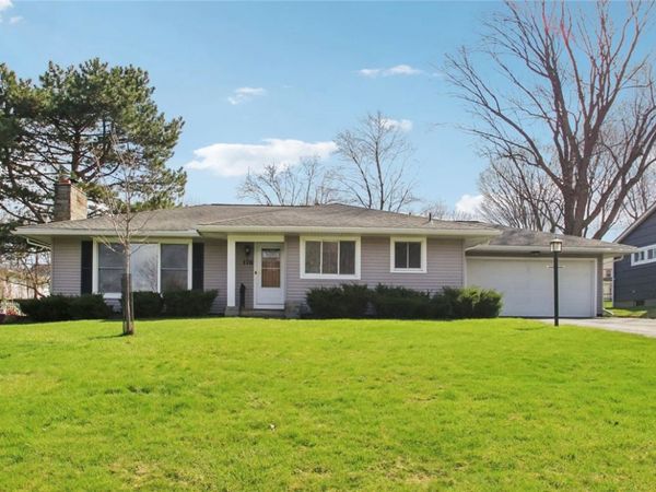 176 Allwood Drive , Rochester, NY 14617