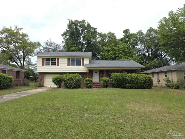 1402 E Leonard St, Pensacola, FL 32503