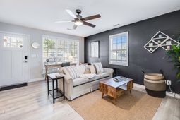 5034 Pittman Street photo 4