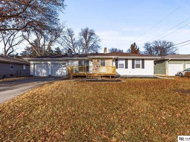 7302 Grover Street , Omaha, NE 68124