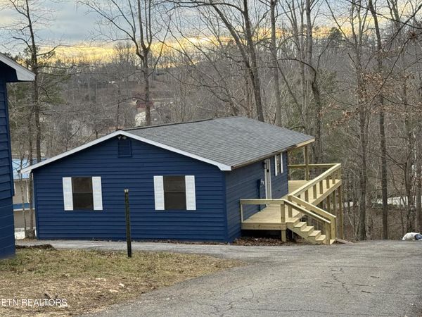 222 Big Creek Lane, LaFollette, TN 37766