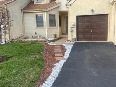 252 SYCAMORE CIRCLE, UPPER HOLLAND, PA 19053