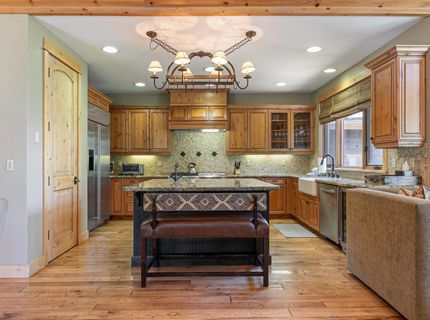 10243 Valmont Trail, Truckee, CA 96161 Photo