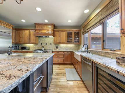 10243 Valmont Trail, Truckee, CA 96161 Photo