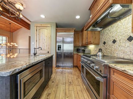 10243 Valmont Trail, Truckee, CA 96161 Photo