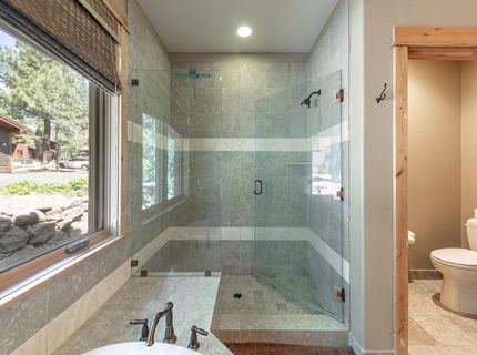 10243 Valmont Trail, Truckee, CA 96161 Photo