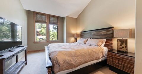 10243 Valmont Trail, Truckee, CA 96161 Photo