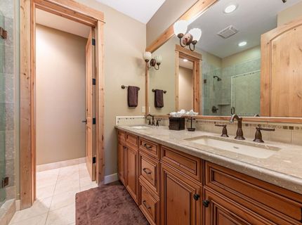 10243 Valmont Trail, Truckee, CA 96161 Photo