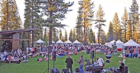 10243 Valmont Trail, Truckee, CA 96161 Photo