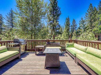 10243 Valmont Trail, Truckee, CA 96161 Photo