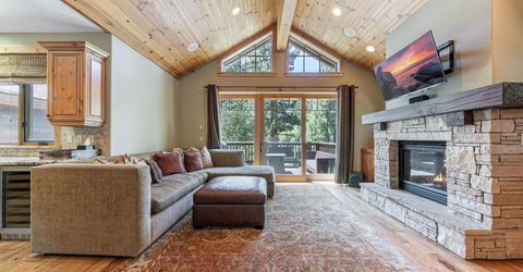 10243 Valmont Trail, Truckee, CA 96161 Photo