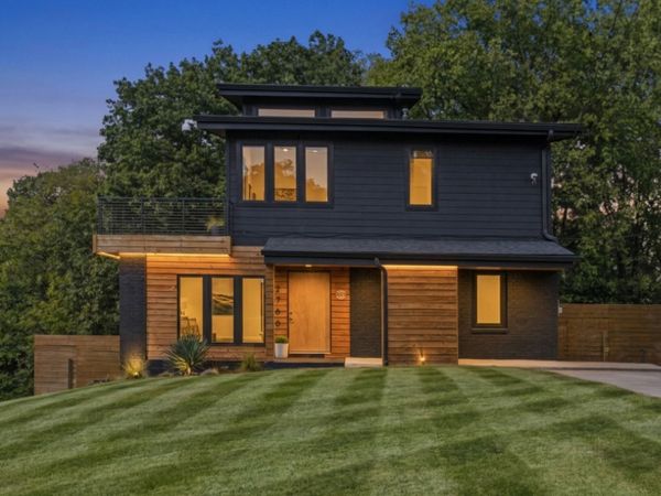 2700 Oakwood Ave, Nashville, TN 37207