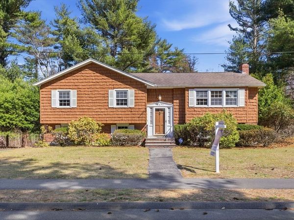 23 Shady Hill Drive, North Reading, MA 01864