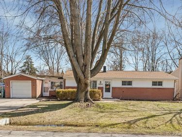 9048 Brookline Avenue , Plymouth Twp, MI 48170