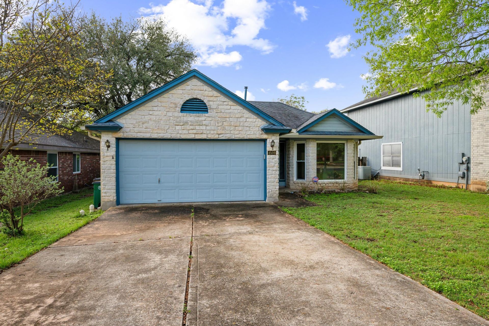 4509 Alta Loma Dr, Austin, TX 78749 Main Photo