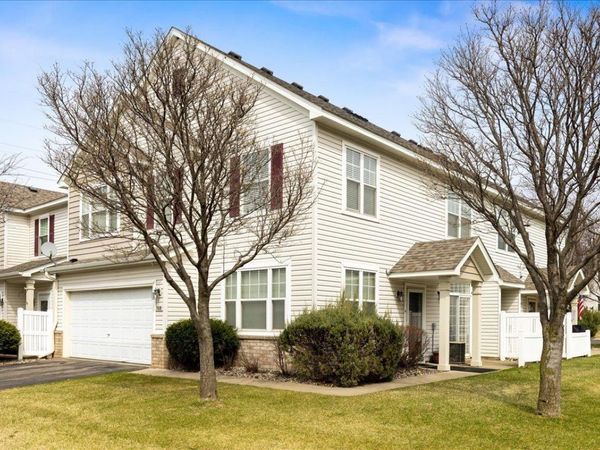 988 Princeton Avenue, Shakopee, MN 55379