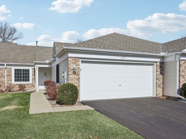 1727 121st Lane NW, Coon Rapids, MN 55448