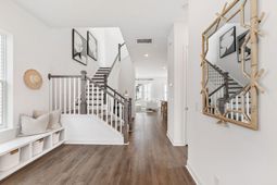 1043 Adirondack Drive photo 4