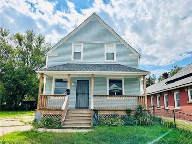 3625 Newark Avenue, Cleveland, OH 44109