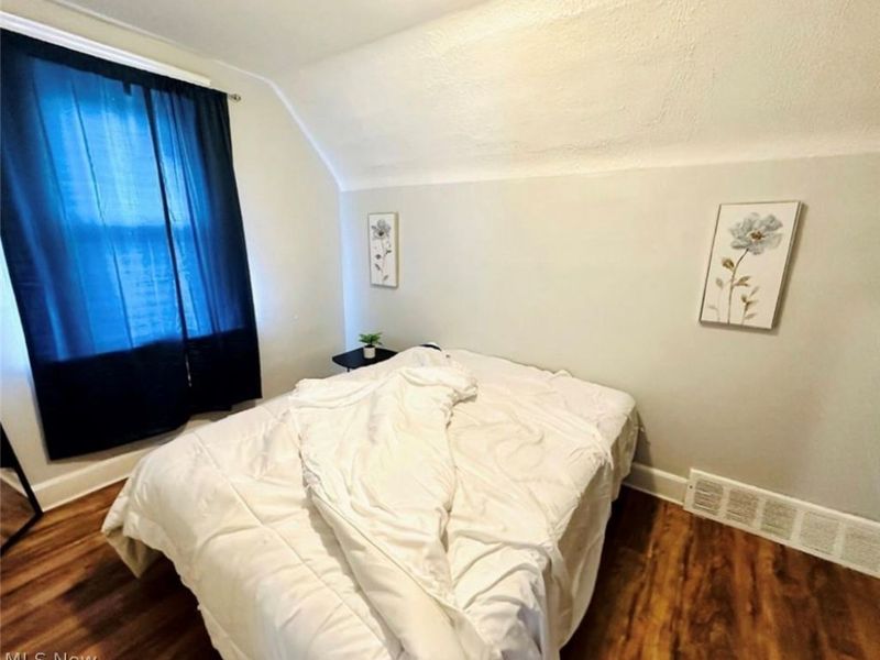 3625 Newark Avenue, Cleveland, OH 44109 Photo 15