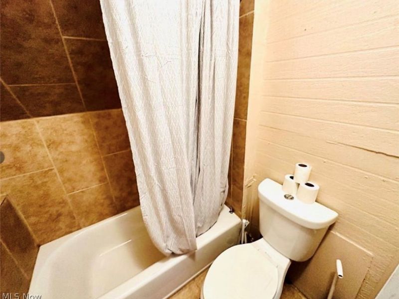 3625 Newark Avenue, Cleveland, OH 44109 Photo 18