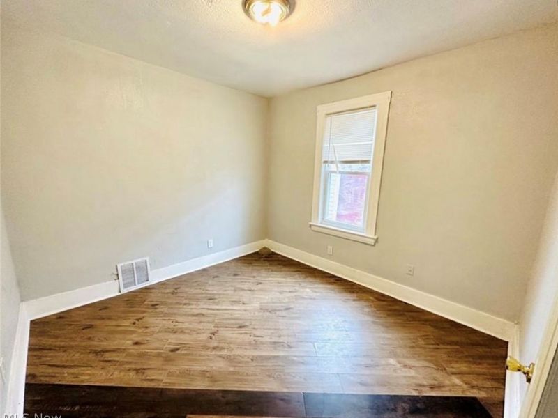 3625 Newark Avenue, Cleveland, OH 44109 Photo 6