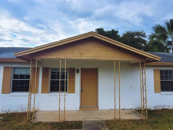 100 LERMA COURT , KISSIMMEE, FL 34743