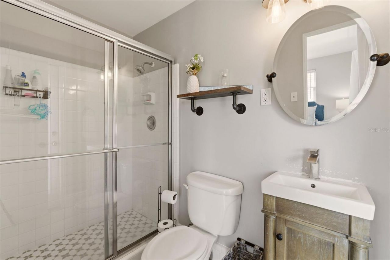 517 S Peninsula Avenue, New Smyrna Beach, FL 32169 Photo