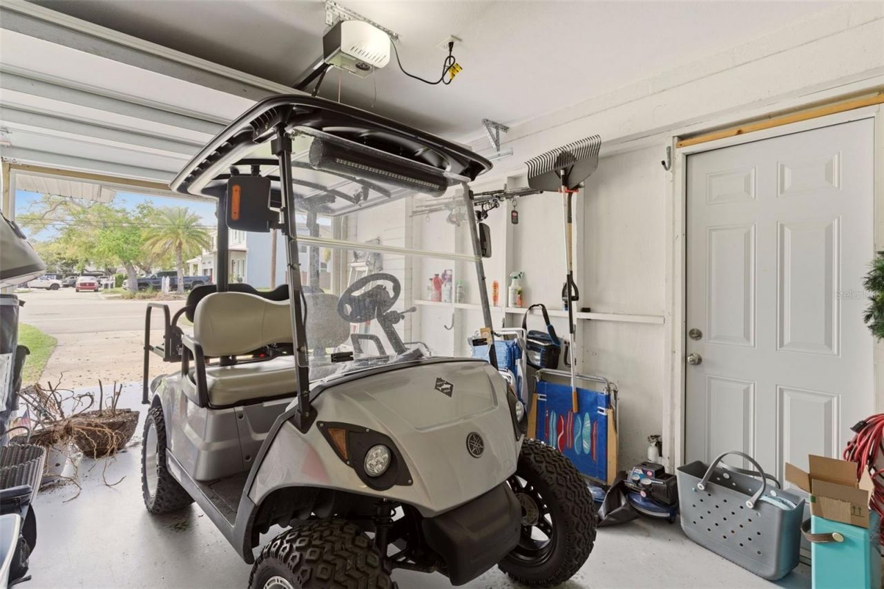 517 S Peninsula Avenue, New Smyrna Beach, FL 32169 Photo