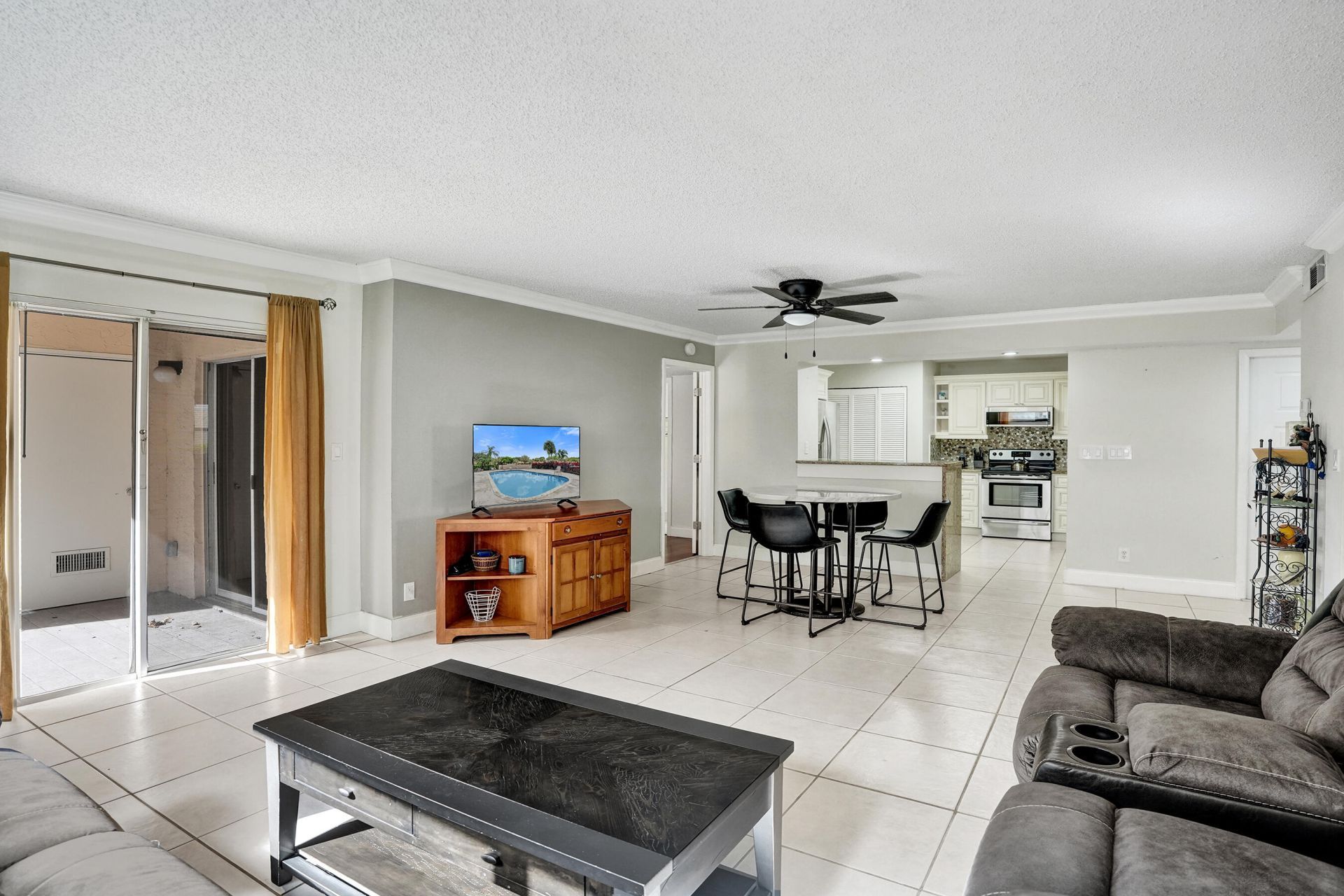 12215 Royal Palm Boulevard, Unit 4q, Coral Springs, FL 33065 Photo