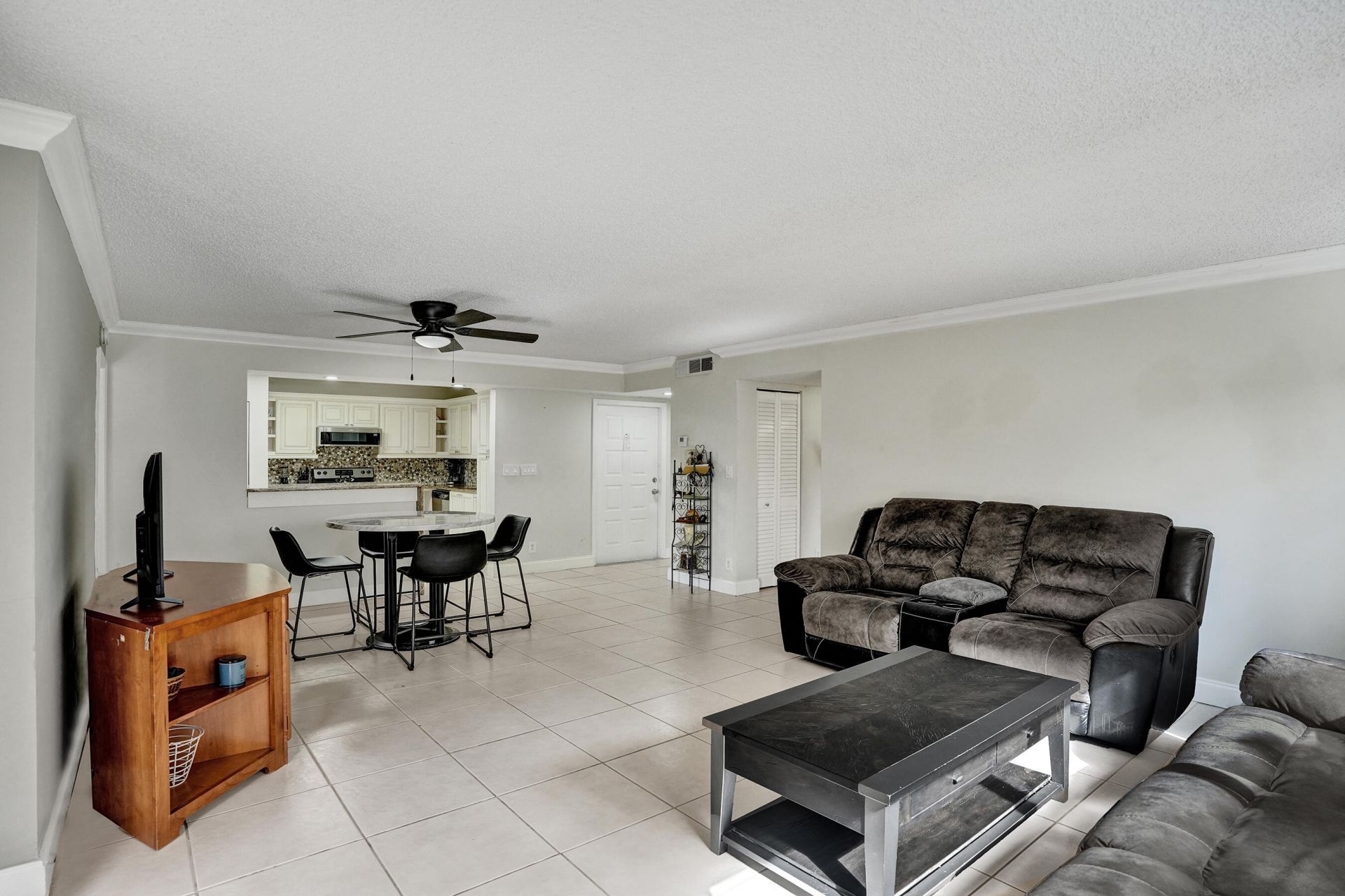 12215 Royal Palm Boulevard, Unit 4q, Coral Springs, FL 33065 Photo