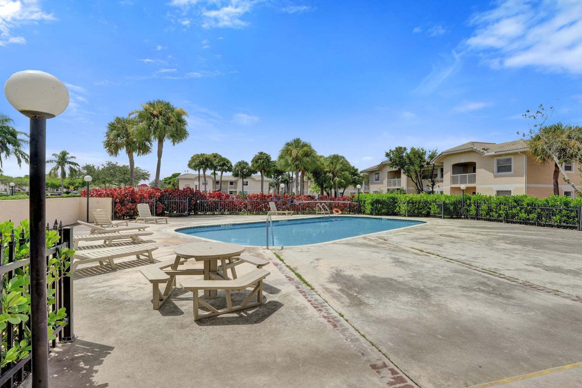 12215 Royal Palm Boulevard, Unit 4q, Coral Springs, FL 33065 Photo