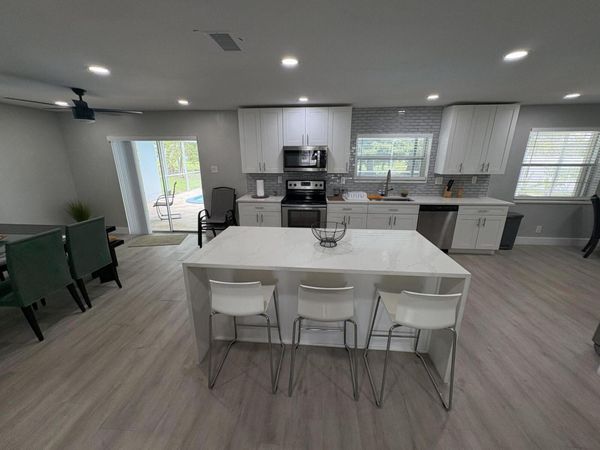 1401 NW 75th Terrace, Plantation, FL 33313