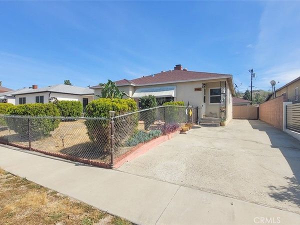 8522 Terhune, Sun Valley, CA 91352