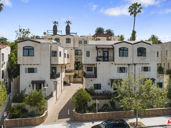 738 Parkman Avenue, Los Angeles, CA 90026