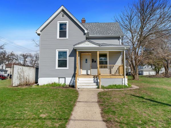 906 S 5th Street , Rockford, IL 61104