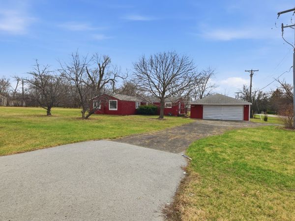 18301 Le Claire Avenue , Country Club Hills, IL 60478