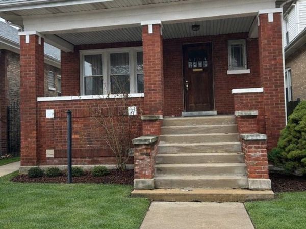 5716 S Campbell Avenue, Chicago, IL 60629