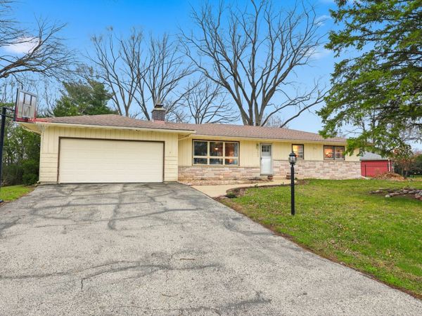 27668 W Luana Lane, Ingleside, IL 60041