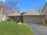 2512 Leach Drive, Naperville, IL 60564 primary photo