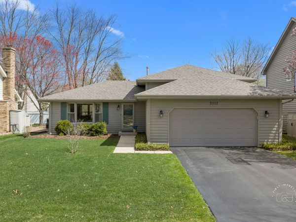 2512 Leach Drive , Naperville, IL 60564